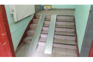 Стационарный пандус из оцинкованной стали СТАНДАРТ