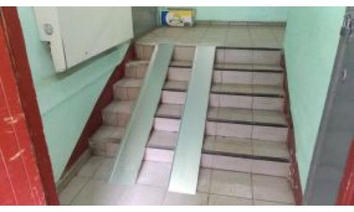 Стационарный пандус из оцинкованной стали СТАНДАРТ