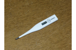 Термометр электронный медицинский OMRON Eco Temp Basic MC-246-RU