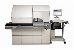 Иммунохимический анализатор UNICEL DXI 800 ACCESS